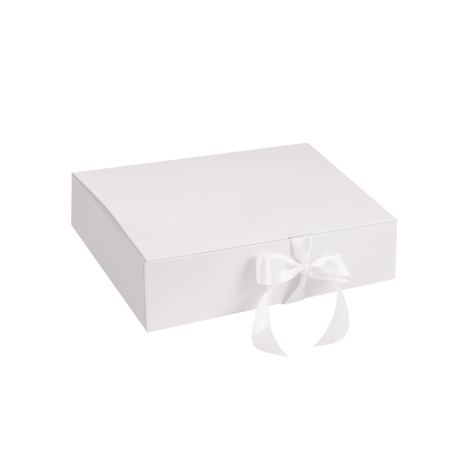 LUX BOX WITH RIBBON CLOSURE